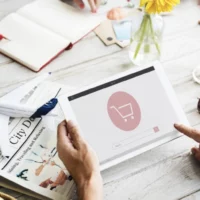 e-commerce-shop-online-homepage-verkaufskonzept-768x513-1 Marktplätze im e-commerce onlineshop